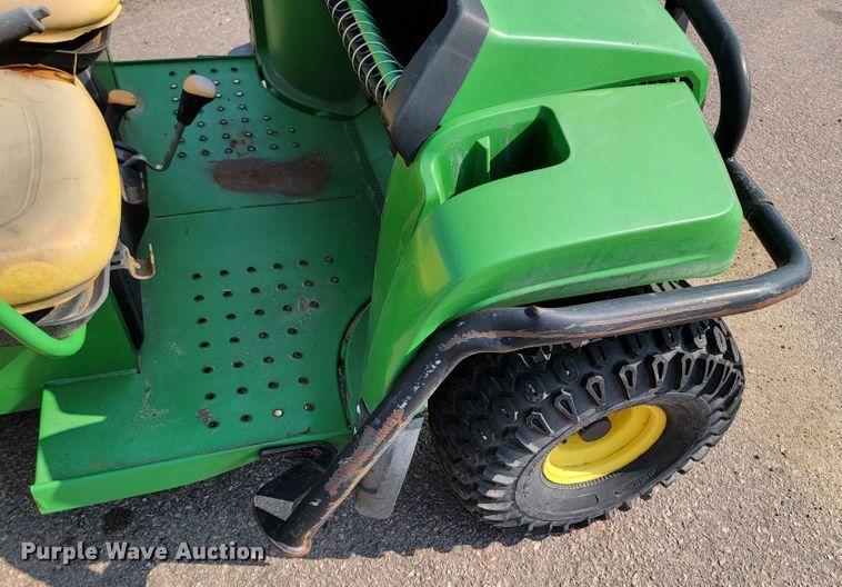image for item MH9193 2011 John Deere Gator  utility vehicle