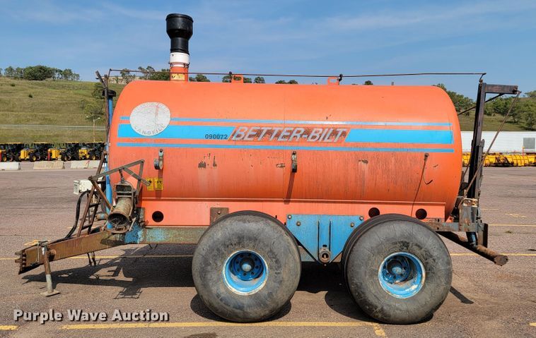 image for item MH9199 Better Bilt 2600  tank trailer