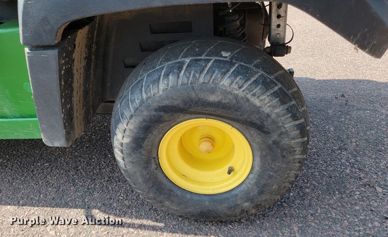 image for item MH9202 2011 John Deere Gator  utility vehicle