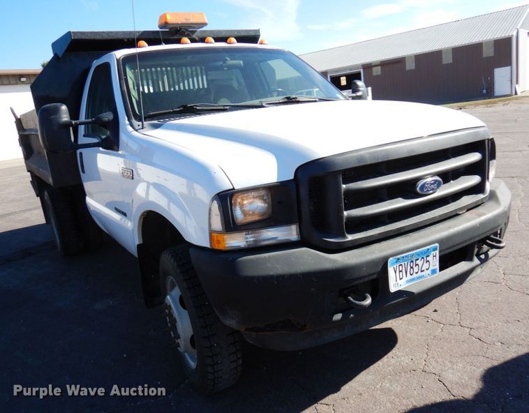 image for item MH9228 2002 Ford F550 Super Duty XL  dump truck