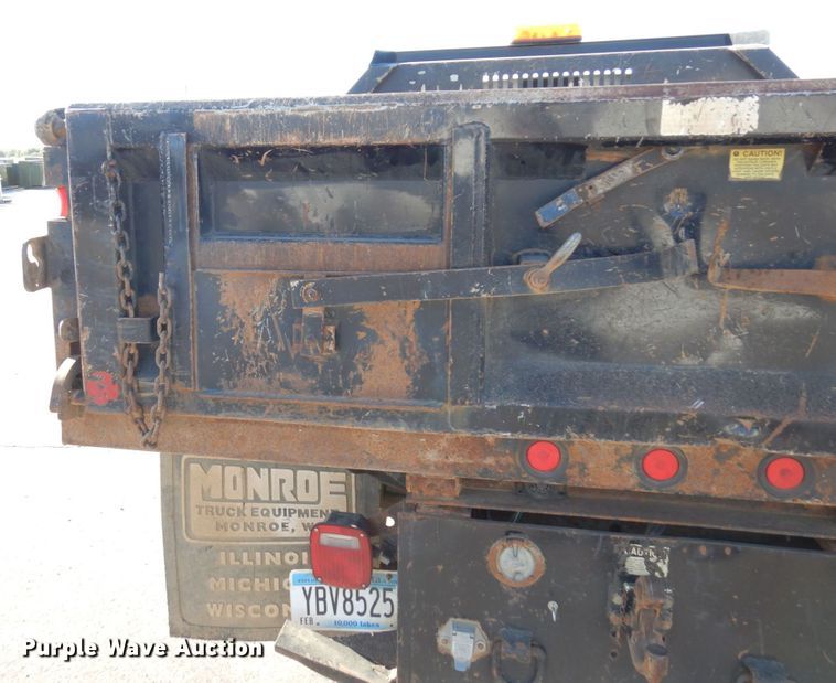 image for item MH9228 2002 Ford F550 Super Duty XL  dump truck