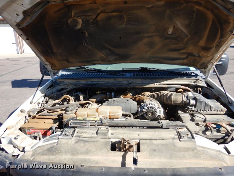 image for item MH9228 2002 Ford F550 Super Duty XL  dump truck