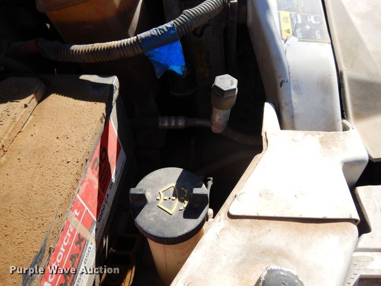 image for item MH9228 2002 Ford F550 Super Duty XL  dump truck