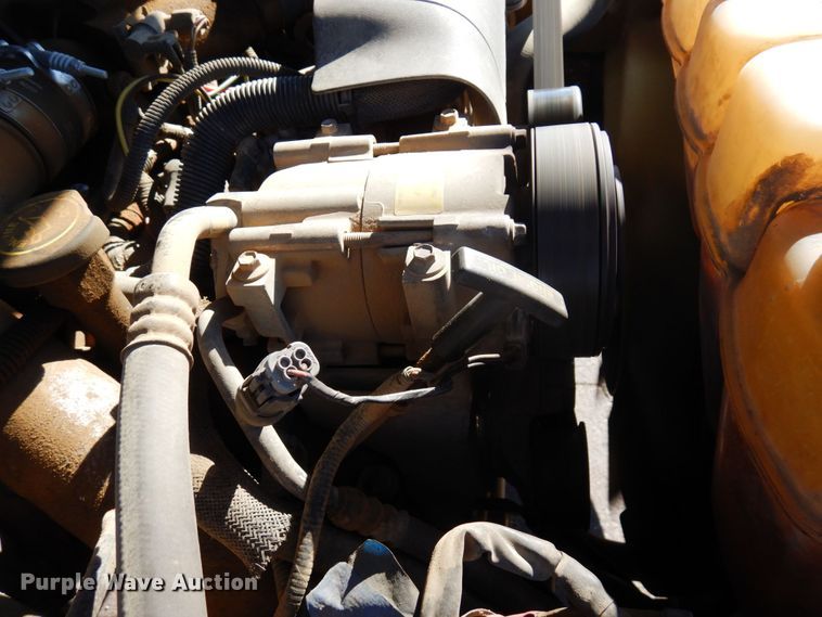 image for item MH9228 2002 Ford F550 Super Duty XL  dump truck