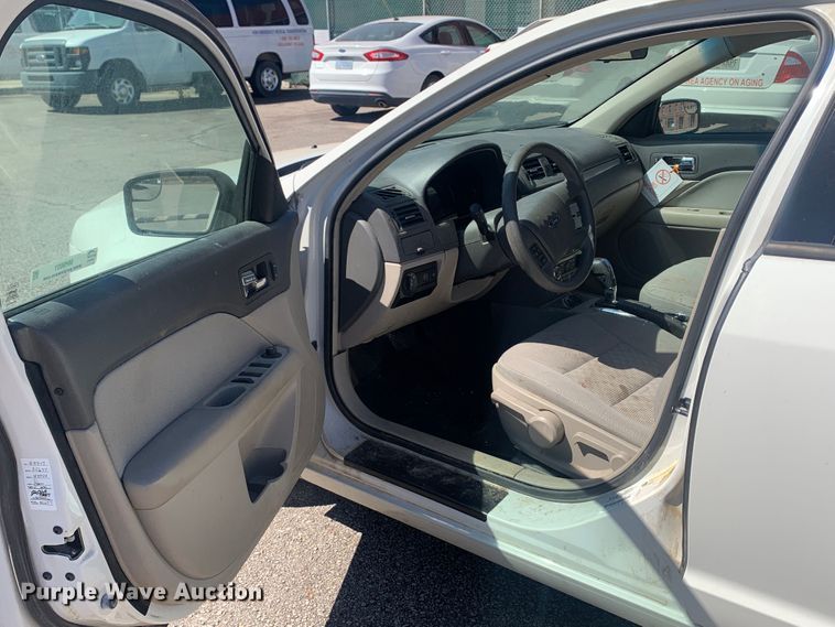 image for item MH9801 2011 Ford Fusion