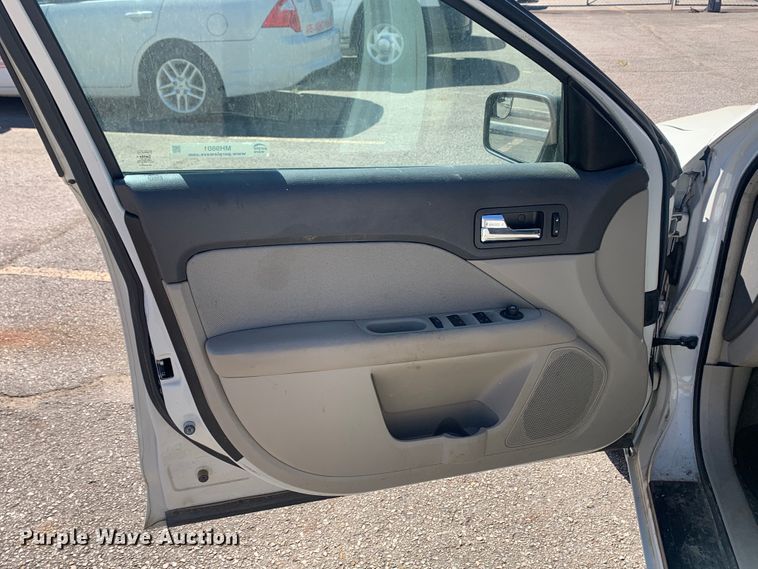 image for item MH9801 2011 Ford Fusion