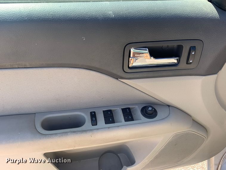 image for item MH9801 2011 Ford Fusion