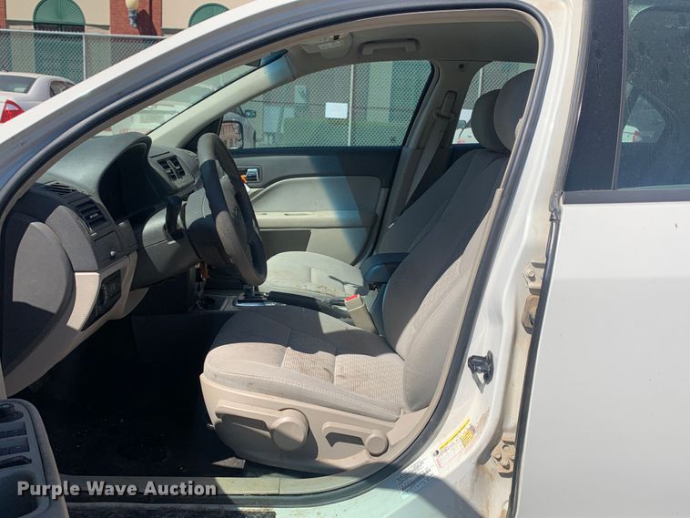 image for item MH9801 2011 Ford Fusion