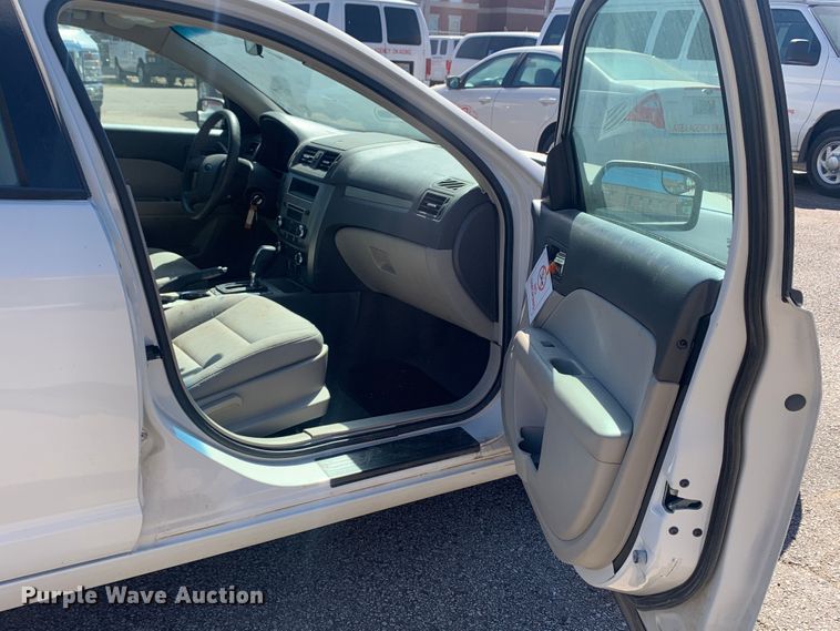 image for item MH9801 2011 Ford Fusion