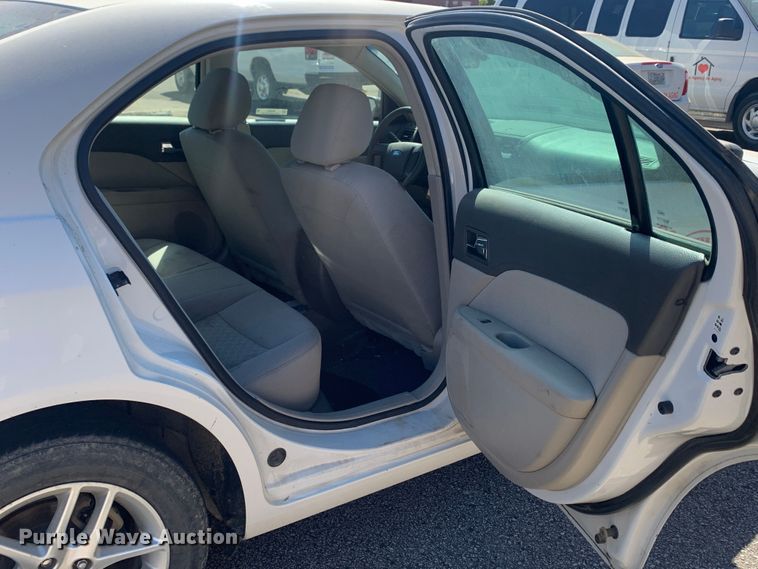 image for item MH9801 2011 Ford Fusion