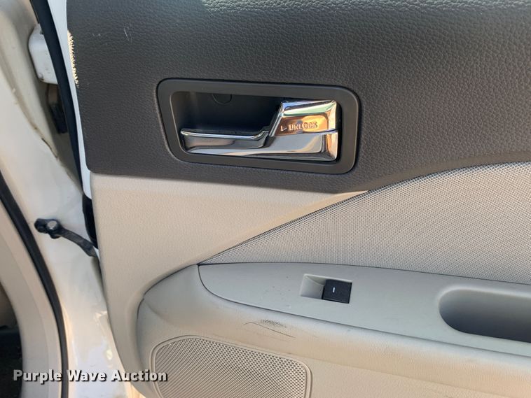 image for item MH9801 2011 Ford Fusion