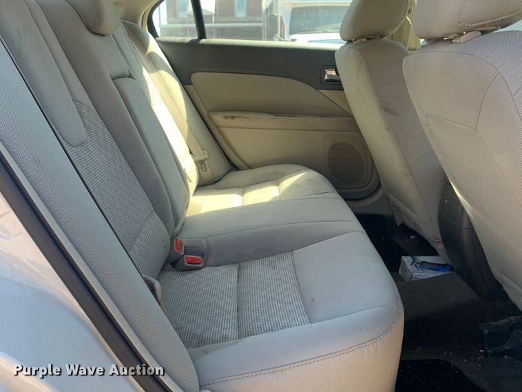 image for item MH9801 2011 Ford Fusion