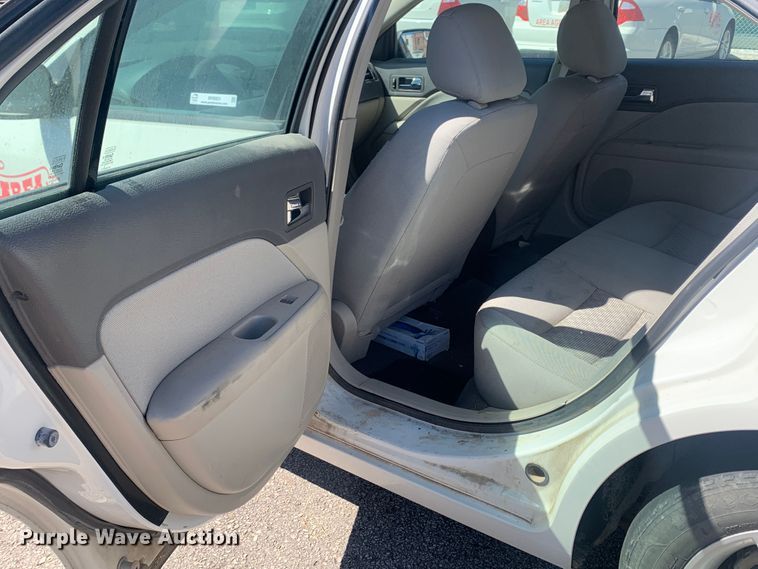 image for item MH9801 2011 Ford Fusion