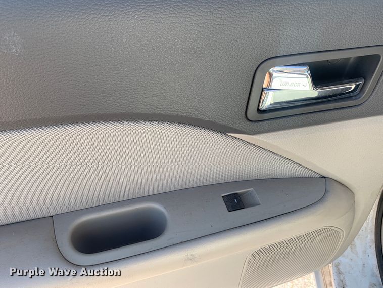 image for item MH9801 2011 Ford Fusion