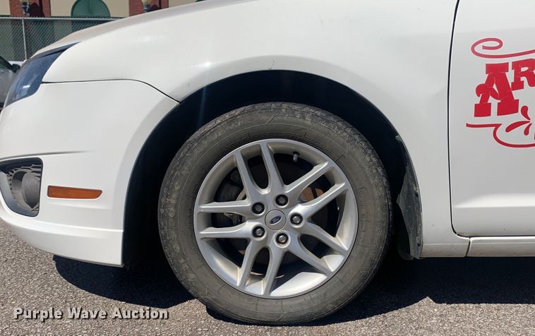 image for item MH9801 2011 Ford Fusion