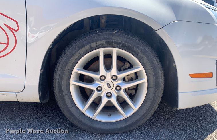 image for item MH9801 2011 Ford Fusion