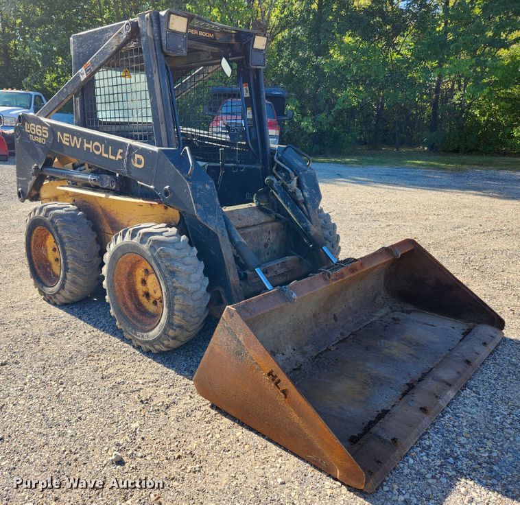 image for item MK9371 1998 New Holland LX665 Turbo  skid steer loader