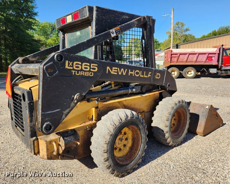 image for item MK9371 1998 New Holland LX665 Turbo  skid steer loader
