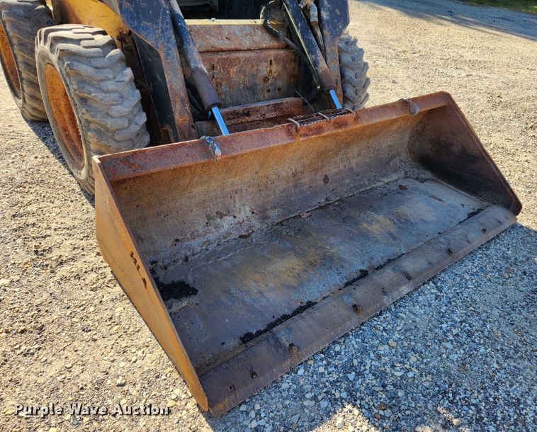 image for item MK9371 1998 New Holland LX665 Turbo  skid steer loader