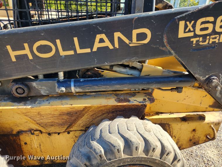 image for item MK9371 1998 New Holland LX665 Turbo  skid steer loader