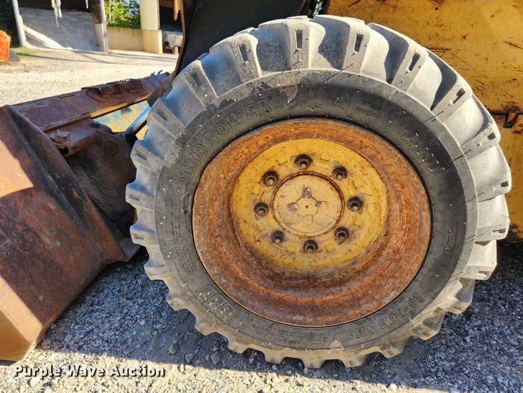 image for item MK9371 1998 New Holland LX665 Turbo  skid steer loader