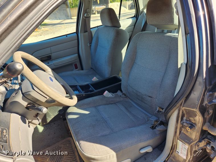 image for item MK9373 2005 Ford Crown Victoria Police Interceptor