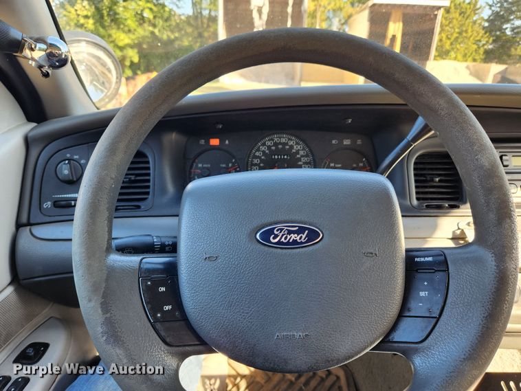 image for item MK9373 2005 Ford Crown Victoria Police Interceptor