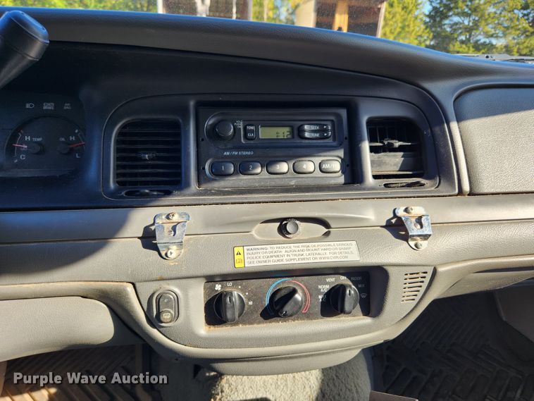 image for item MK9373 2005 Ford Crown Victoria Police Interceptor