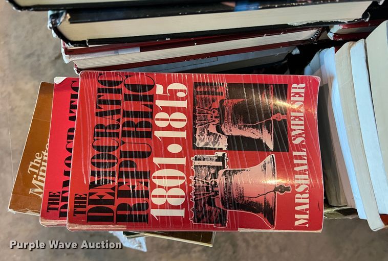 image for item MQ9827 (5) pallets of textbooks