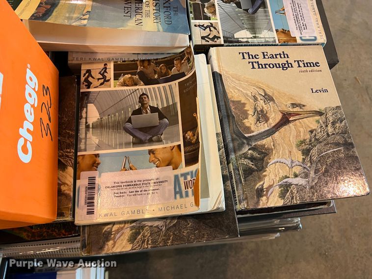 image for item MQ9827 (5) pallets of textbooks