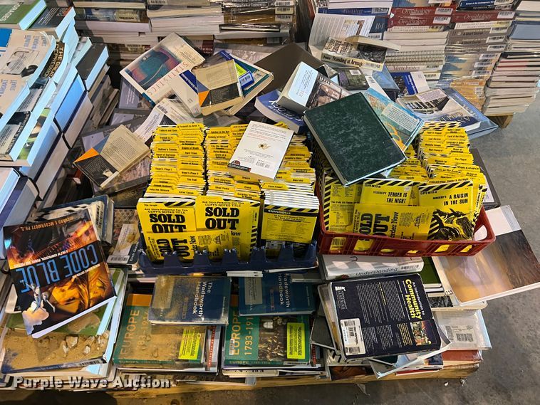 image for item MQ9827 (5) pallets of textbooks