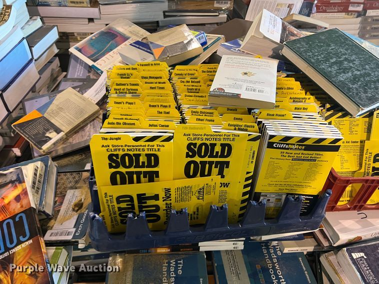 image for item MQ9827 (5) pallets of textbooks