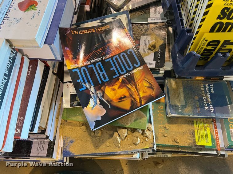 image for item MQ9827 (5) pallets of textbooks