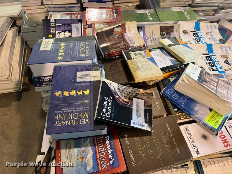 image for item MQ9827 (5) pallets of textbooks