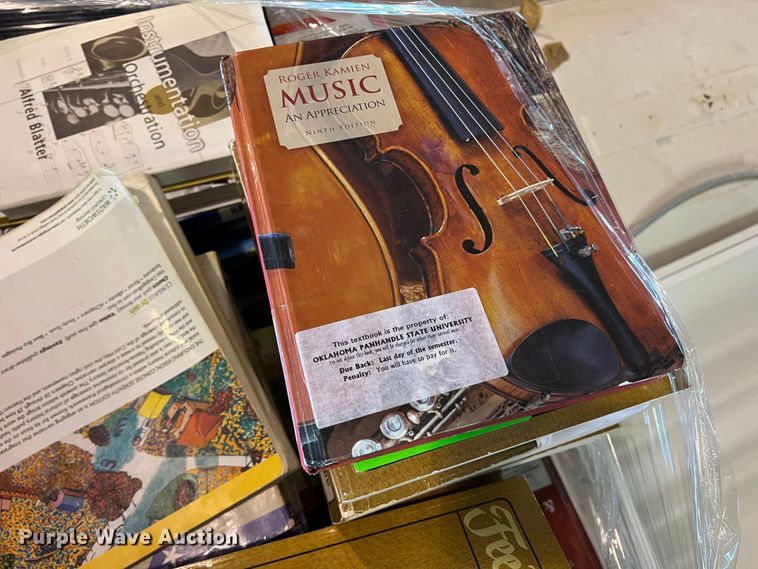 image for item MQ9827 (5) pallets of textbooks