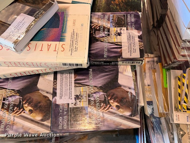 image for item MQ9827 (5) pallets of textbooks