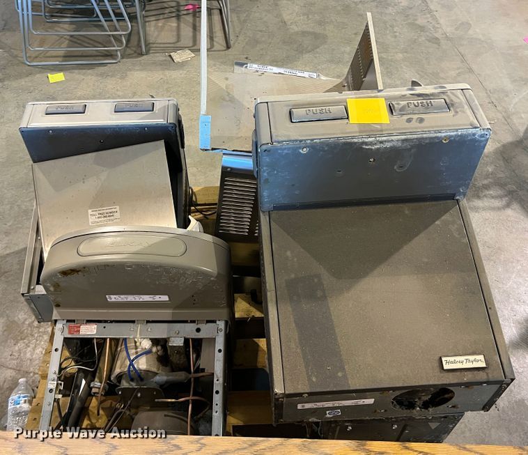 image for item MQ9830 (5) Elkay water fountains