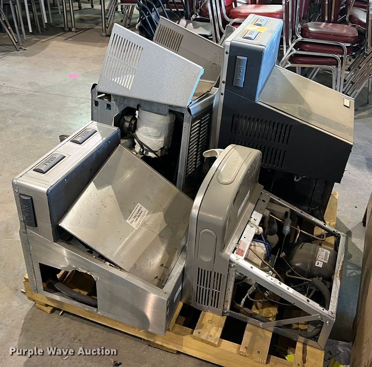 image for item MQ9830 (5) Elkay water fountains