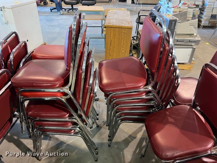image for item MQ9831 Approximately 163 chairs