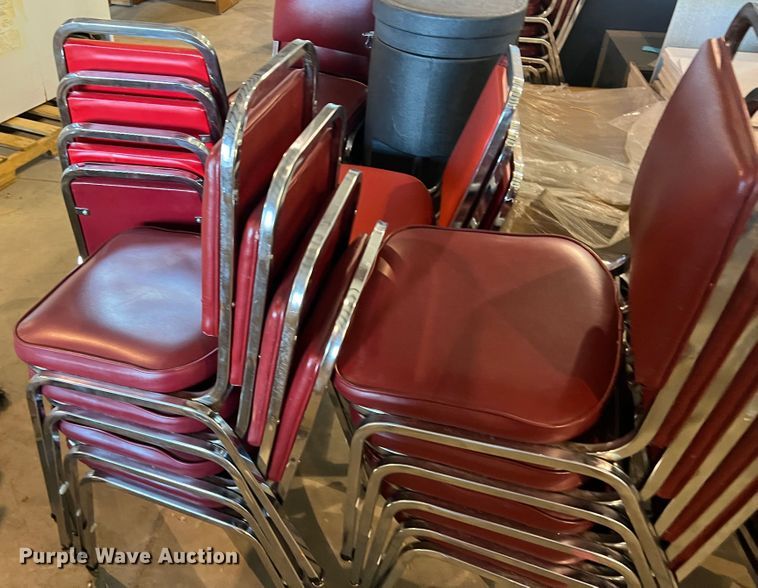 image for item MQ9831 Approximately 163 chairs