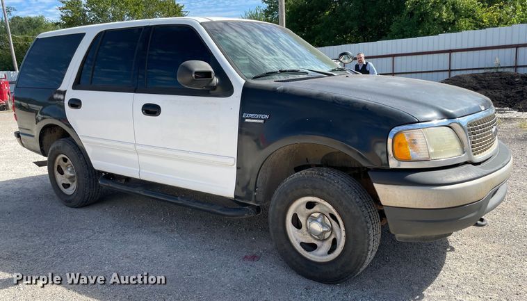 image for item MR9359 2001 Ford Expedition  SUV