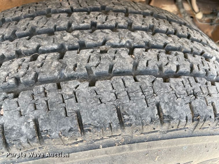 image for item MR9359 2001 Ford Expedition  SUV