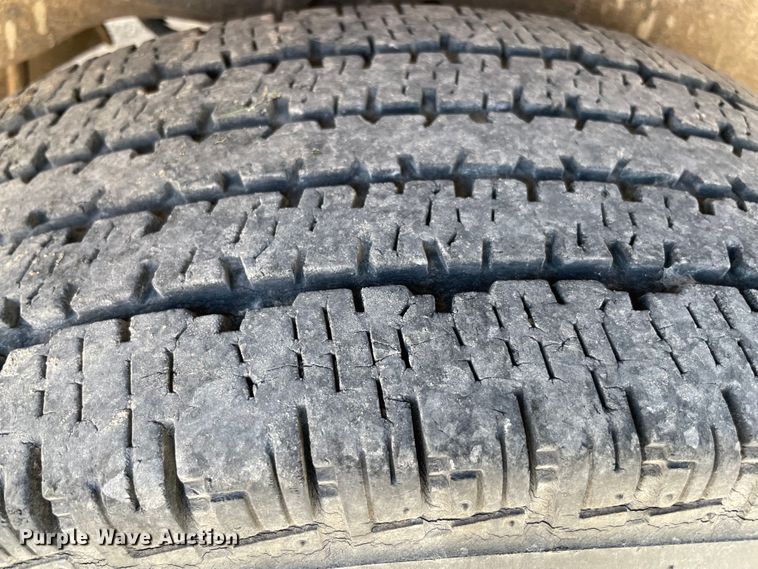 image for item MR9359 2001 Ford Expedition  SUV