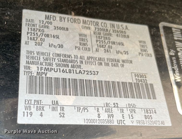 image for item MR9359 2001 Ford Expedition  SUV