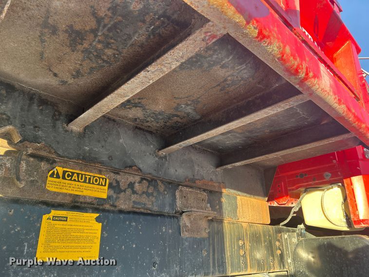 image for item MR9907 2001 Freightliner FL70  dump truck