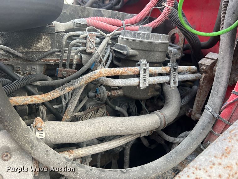 image for item MR9907 2001 Freightliner FL70  dump truck