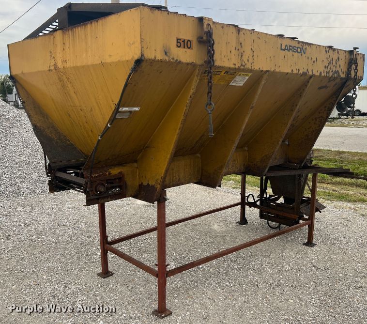 image for item MR9908 Highway Equipment Company 510-10  spreader