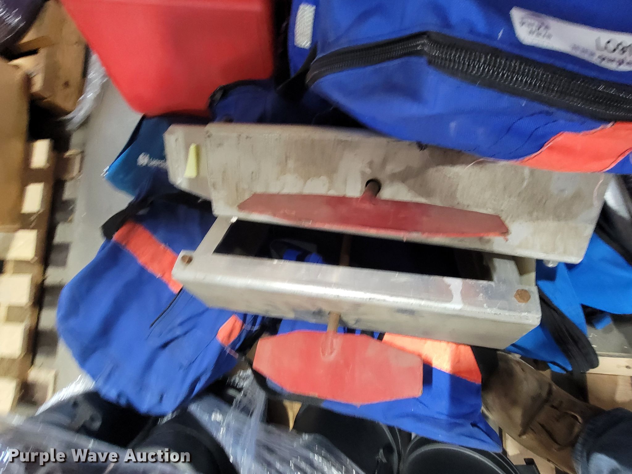 Medical equipment in Sioux Falls, SD Item LO9187 sold Purple Wave