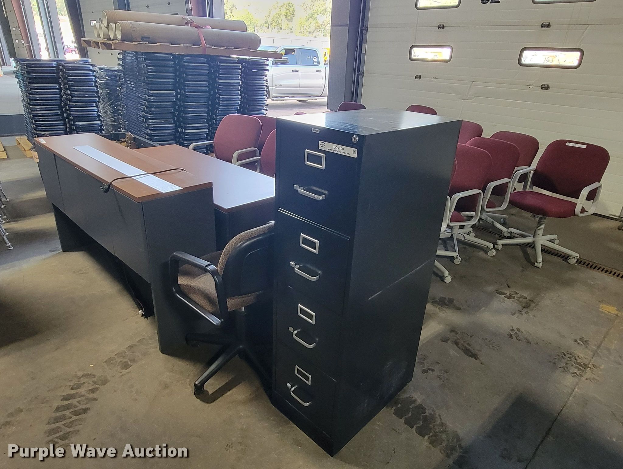 Furniture in Sioux Falls, SD Item LO9190 sold Purple Wave