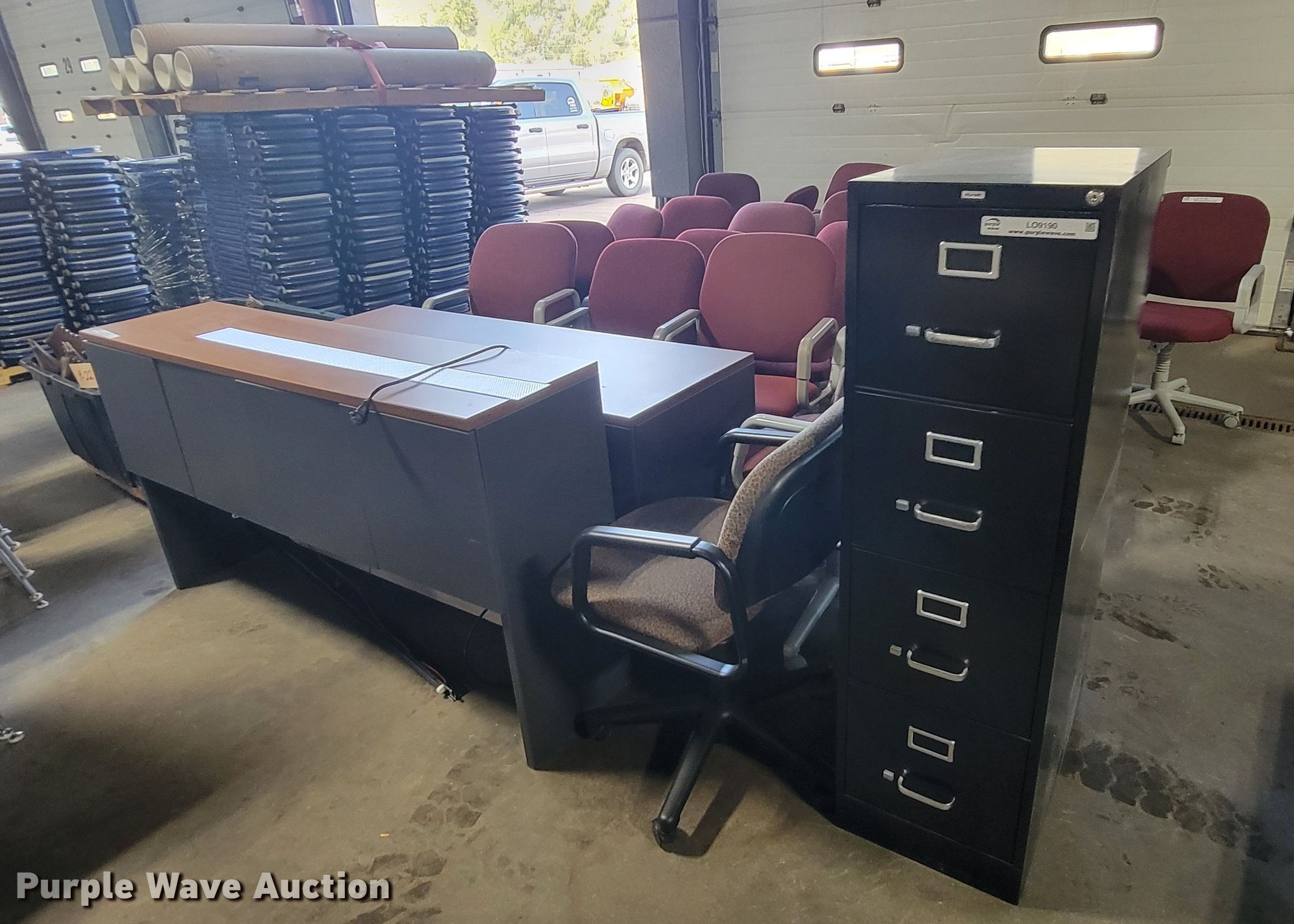 Furniture in Sioux Falls, SD Item LO9190 sold Purple Wave